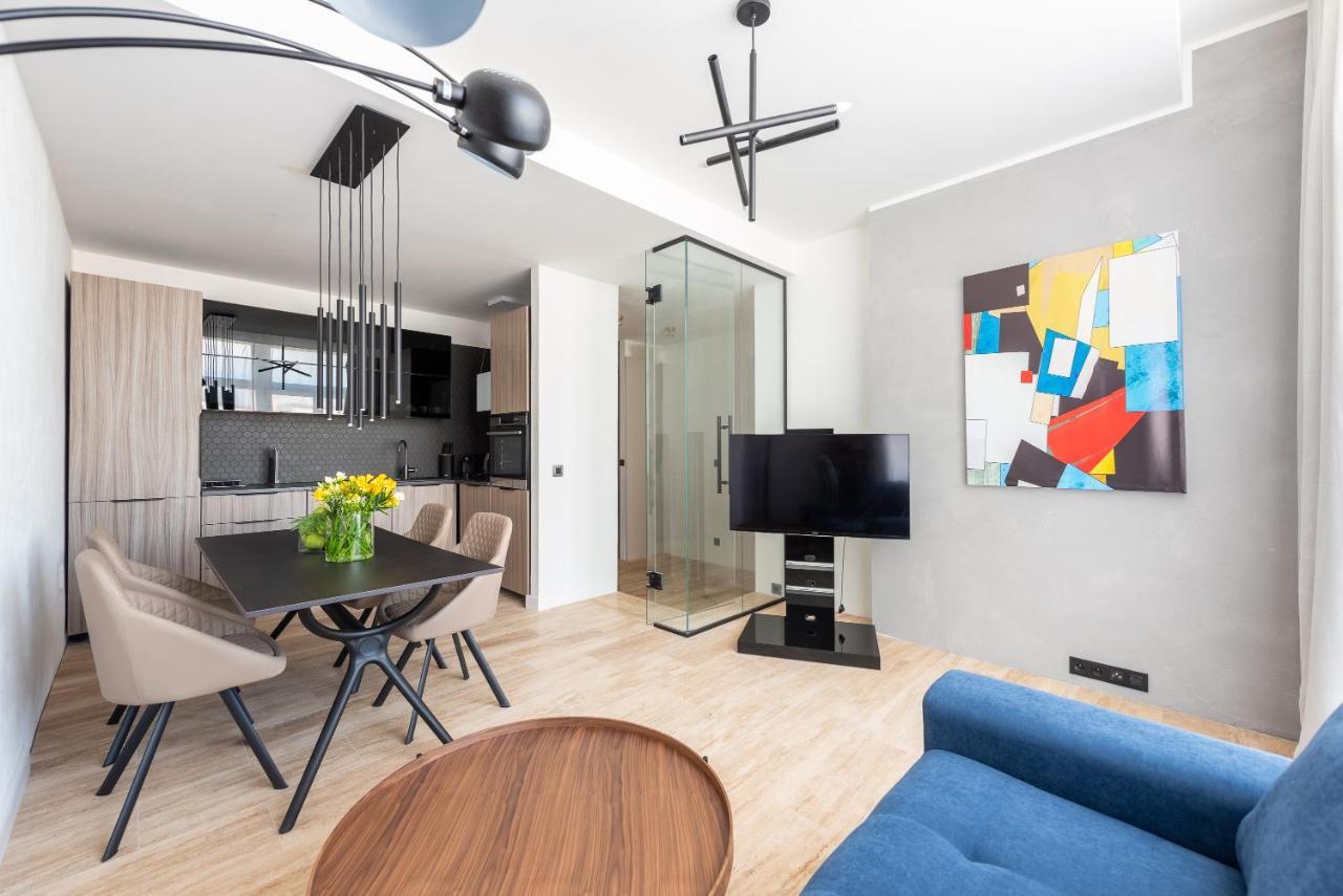 Luxury Apartment With A Balcony And A Terrace Prague Luaran gambar